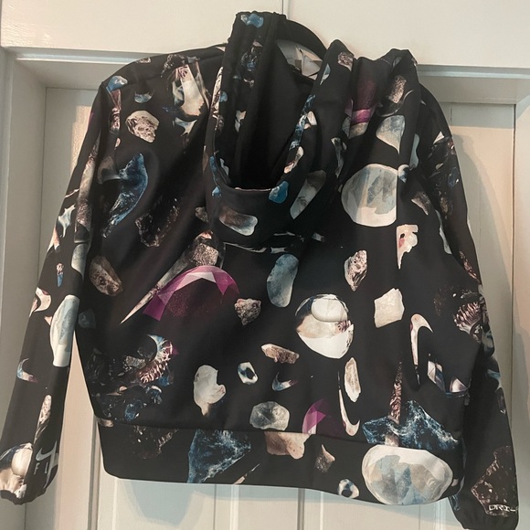 BNWT Nike Basketball Hoodie - Picture 6 of 7